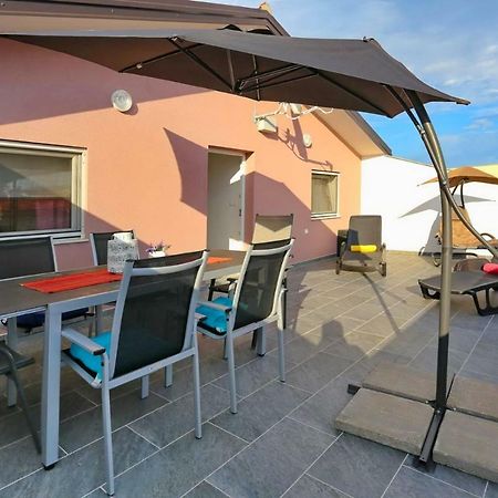 Malu Vir Apartman Kültér fotó