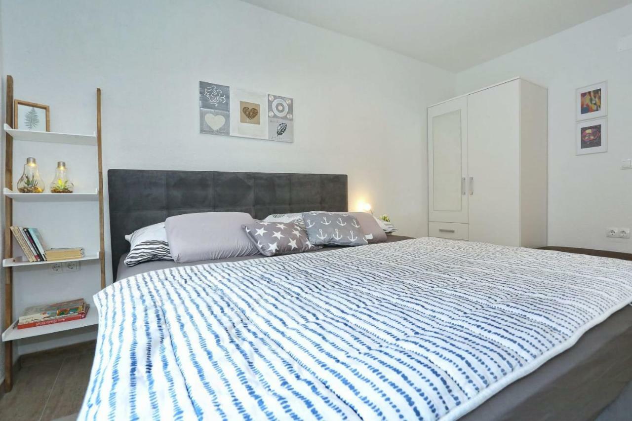Malu Vir Apartman Kültér fotó