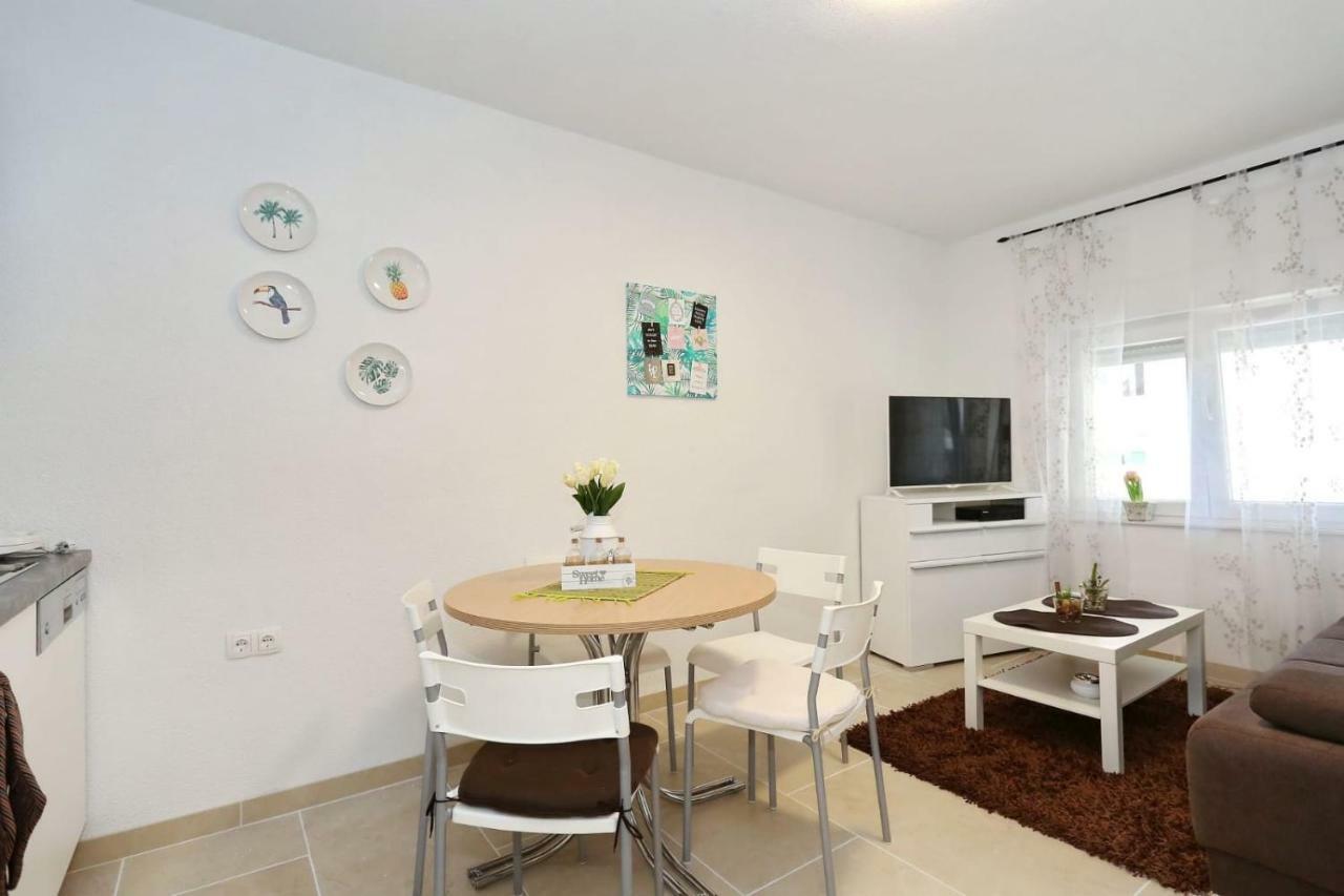 Malu Vir Apartman Kültér fotó