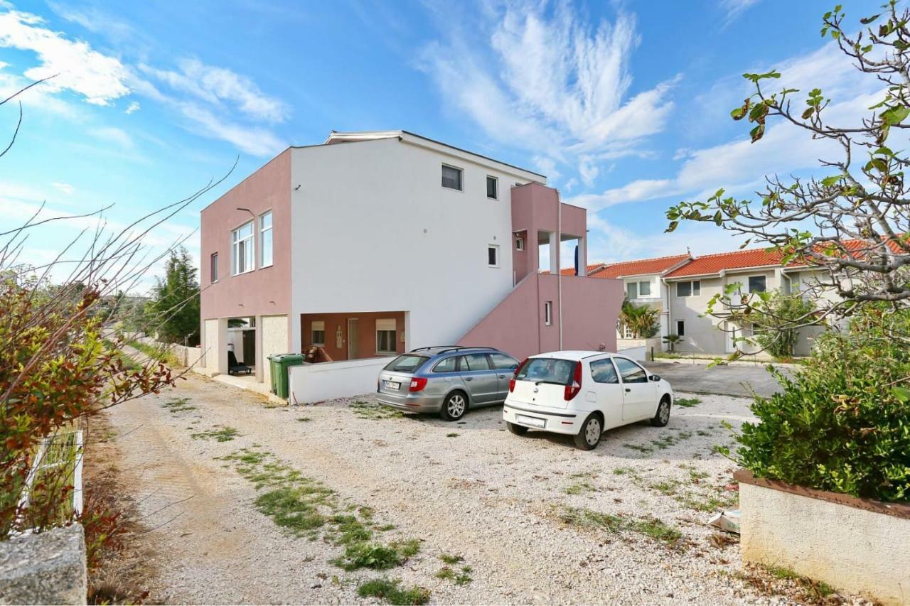 Malu Vir Apartman Kültér fotó