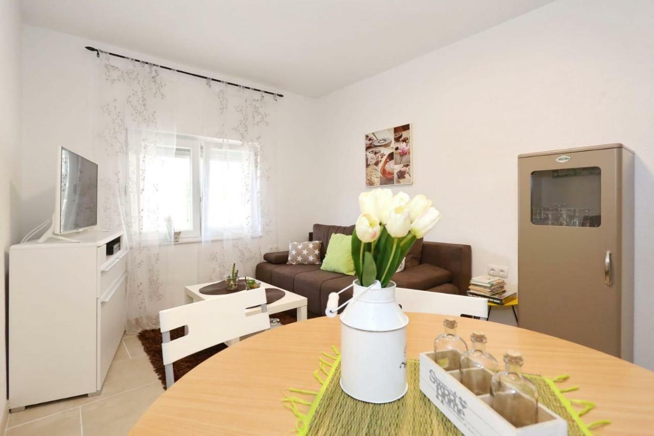Malu Vir Apartman Kültér fotó
