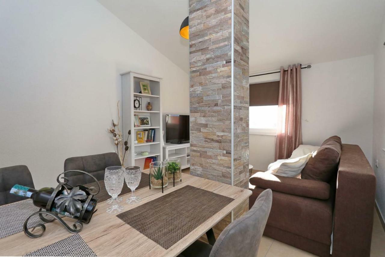 Malu Vir Apartman Kültér fotó