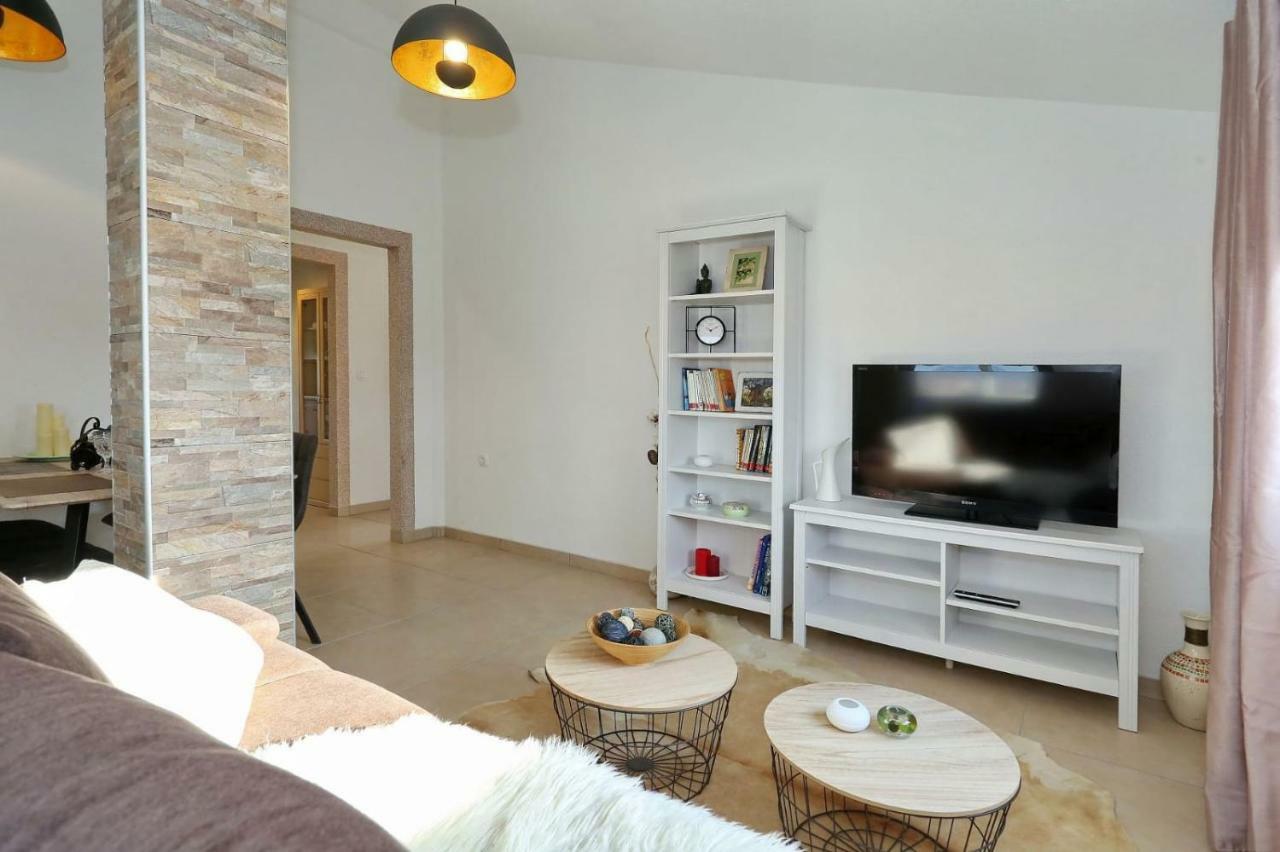 Malu Vir Apartman Kültér fotó
